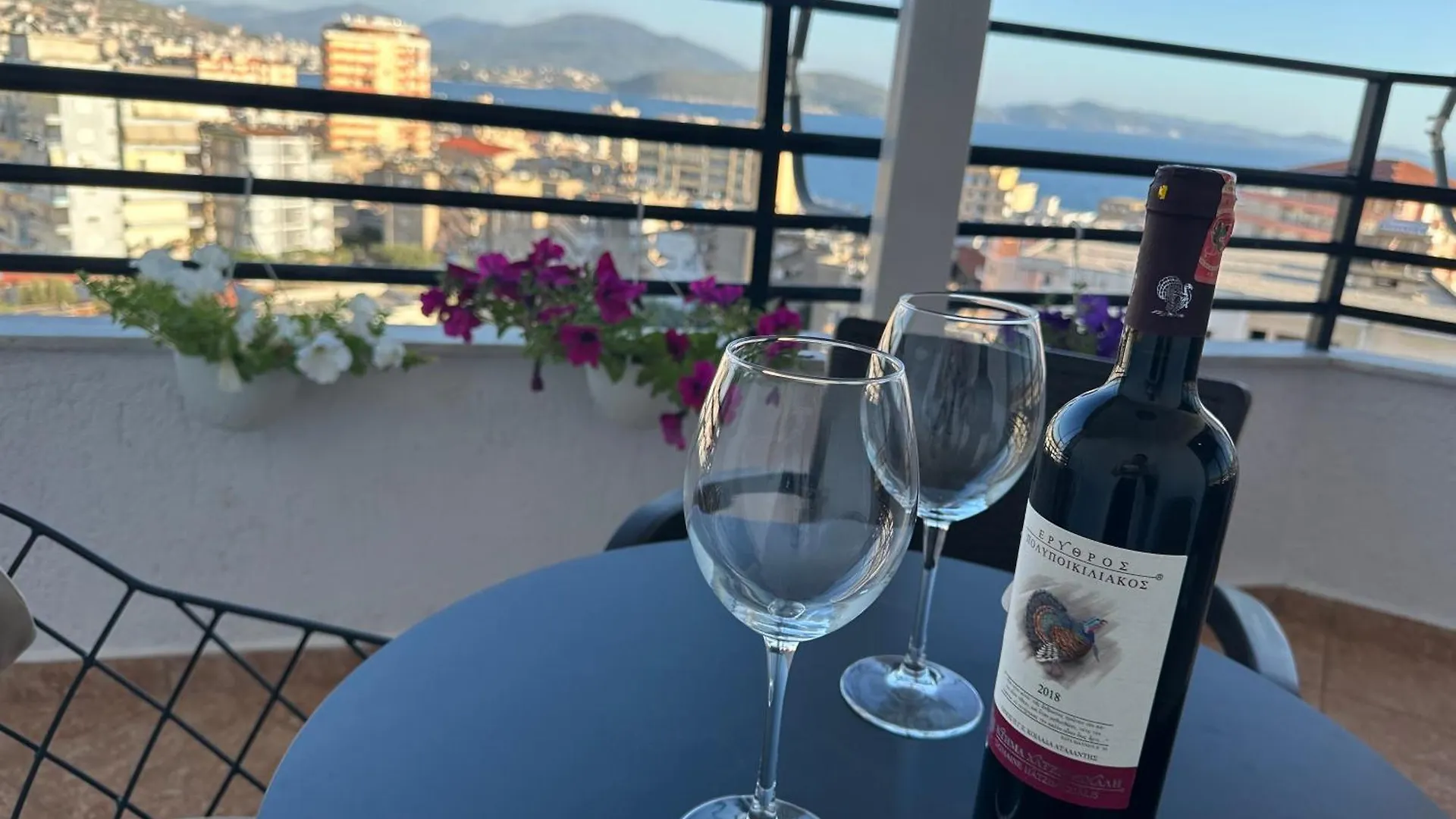 Suites Kozi Sarande Hotel