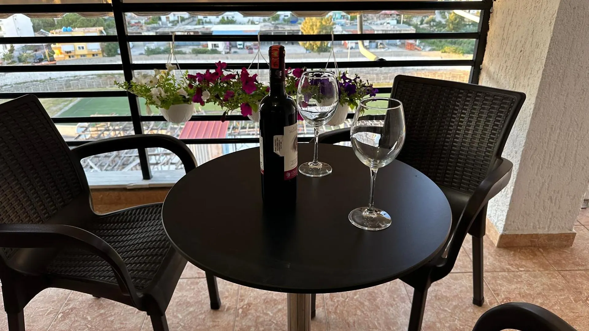 Suites Kozi Sarande